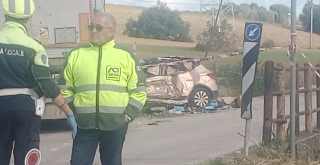 Fermo - Tragico incidente sulla Valdete: la vittima è Eleonora Dolci di Civitanova